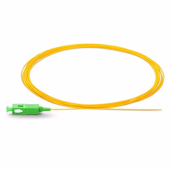 0,9 mm PVC/LSZH Patch Cord Cable Sc/APC Fibra Óptica Pigtail